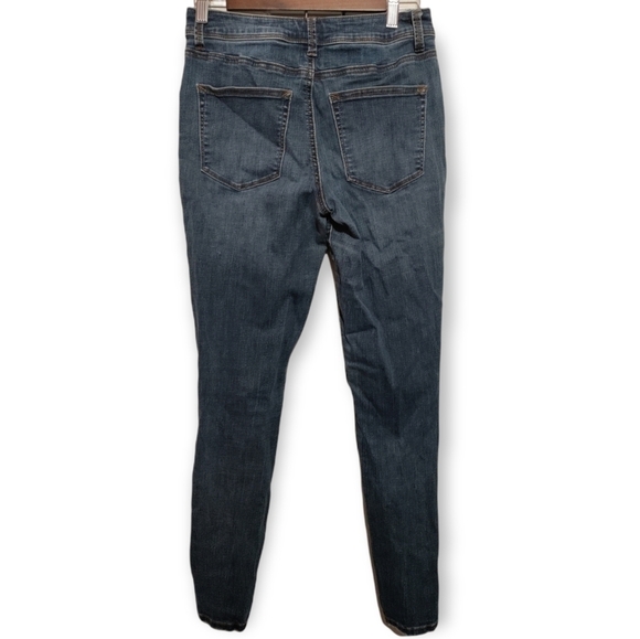 Maurices high-rise destructed denim jeggings woman's small - Picture 2 of 4